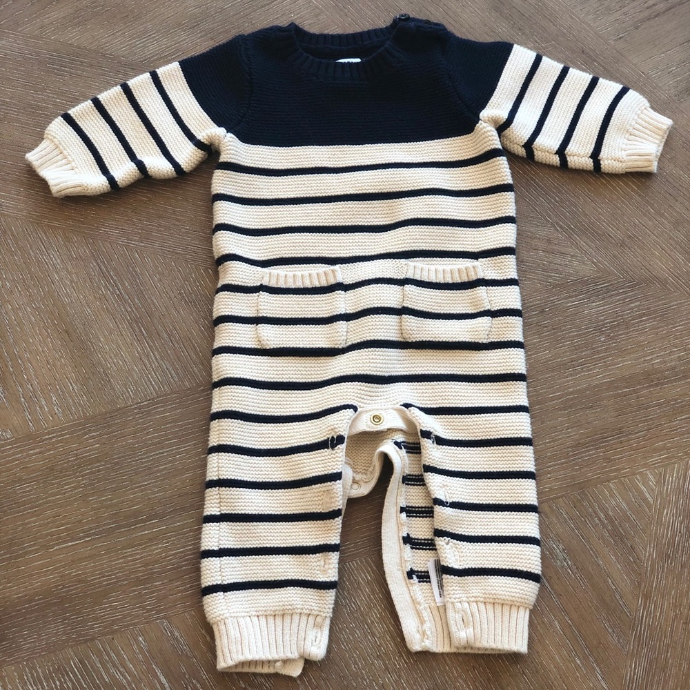 Baby gap sweater one piece